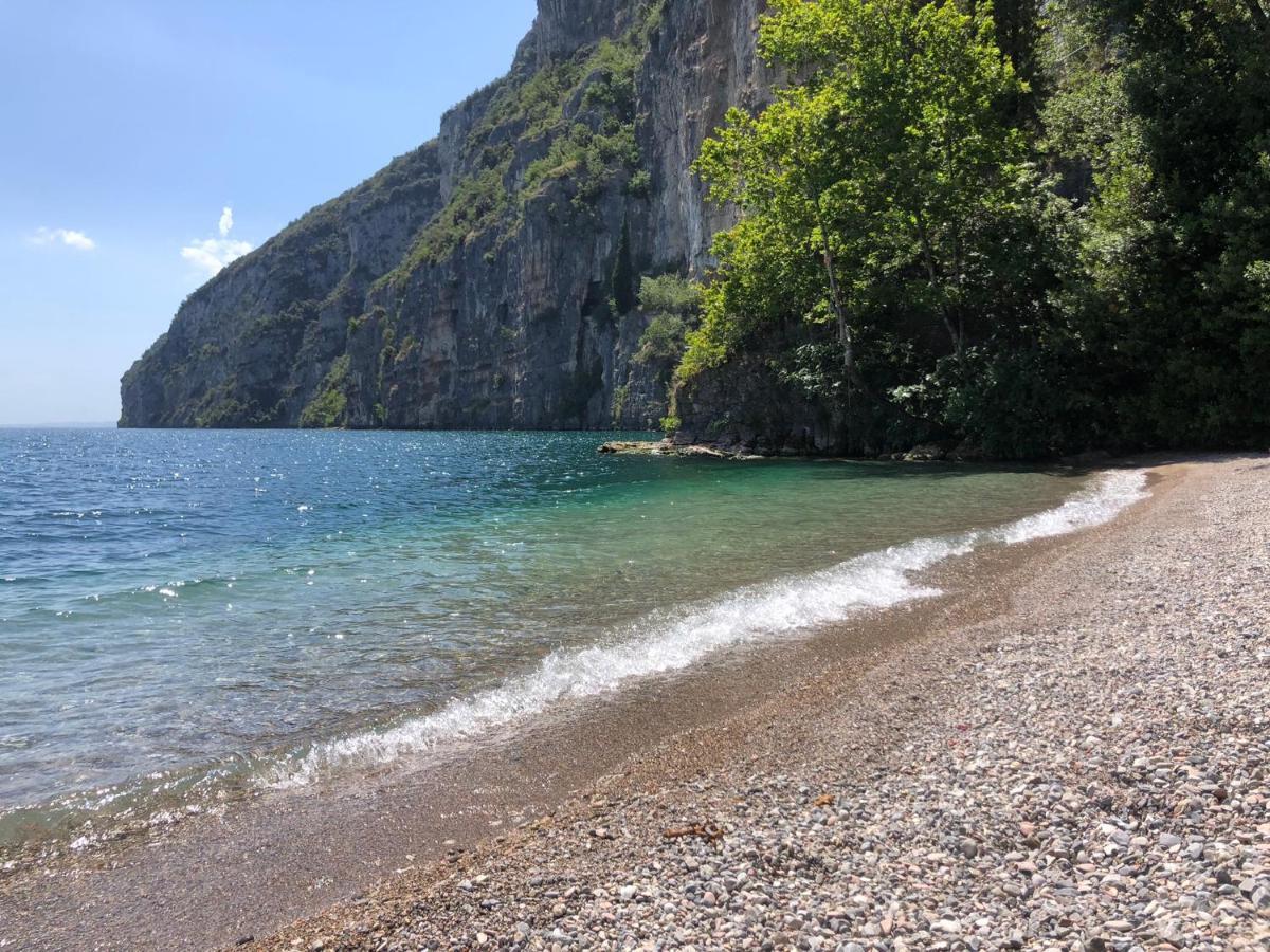 La Cascata Negli Ulivi Bed & Breakfast Toscolano Maderno Bagian luar foto